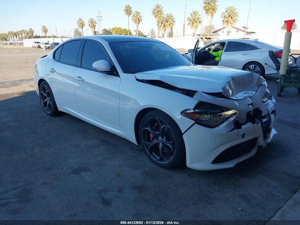 2019 ALFA ROMEO GIULIA TI SPORT RWD