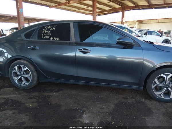2020 KIA FORTE LXS