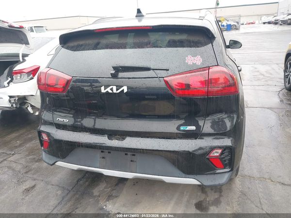 2022 KIA NIRO LXS