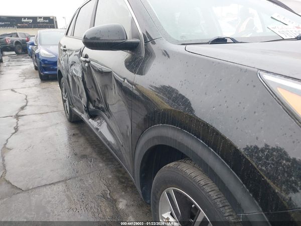 2022 KIA NIRO LXS