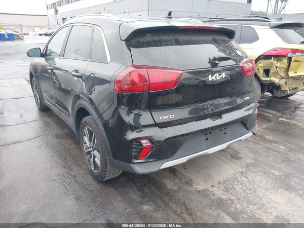 2022 KIA NIRO LXS