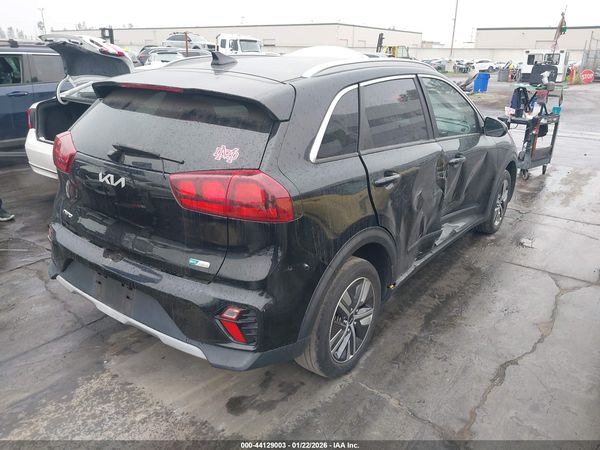 2022 KIA NIRO LXS