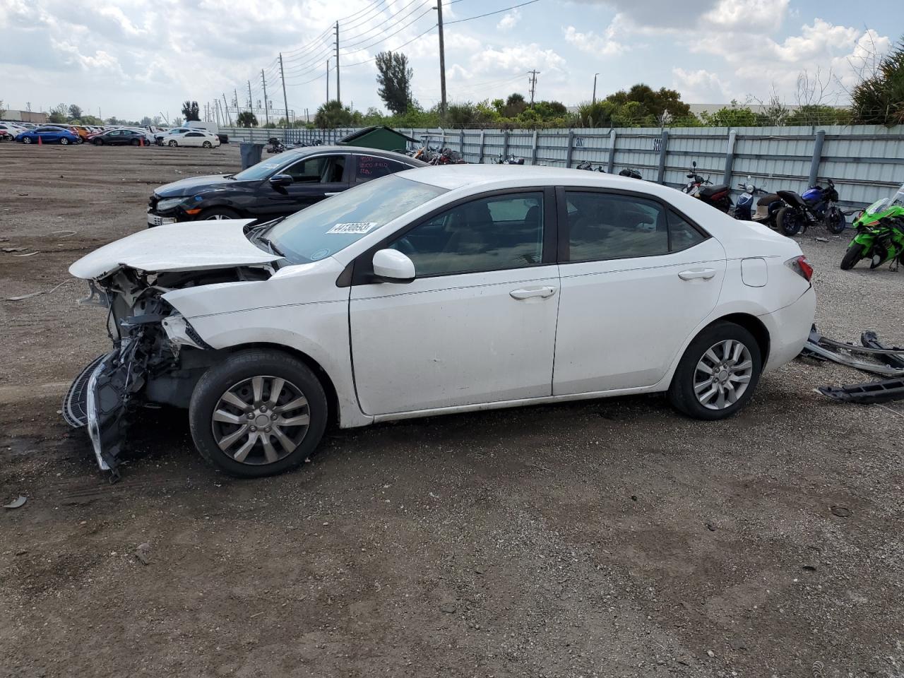 2016 TOYOTA COROLLA