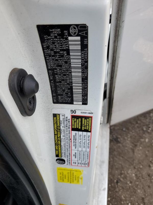 2016 TOYOTA COROLLA
