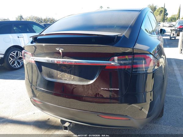 2020 TESLA MODEL X