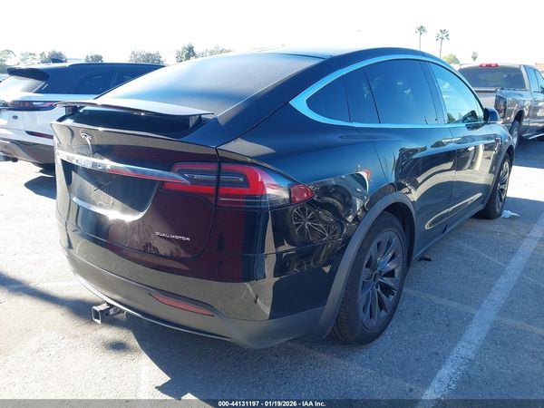 2020 TESLA MODEL X