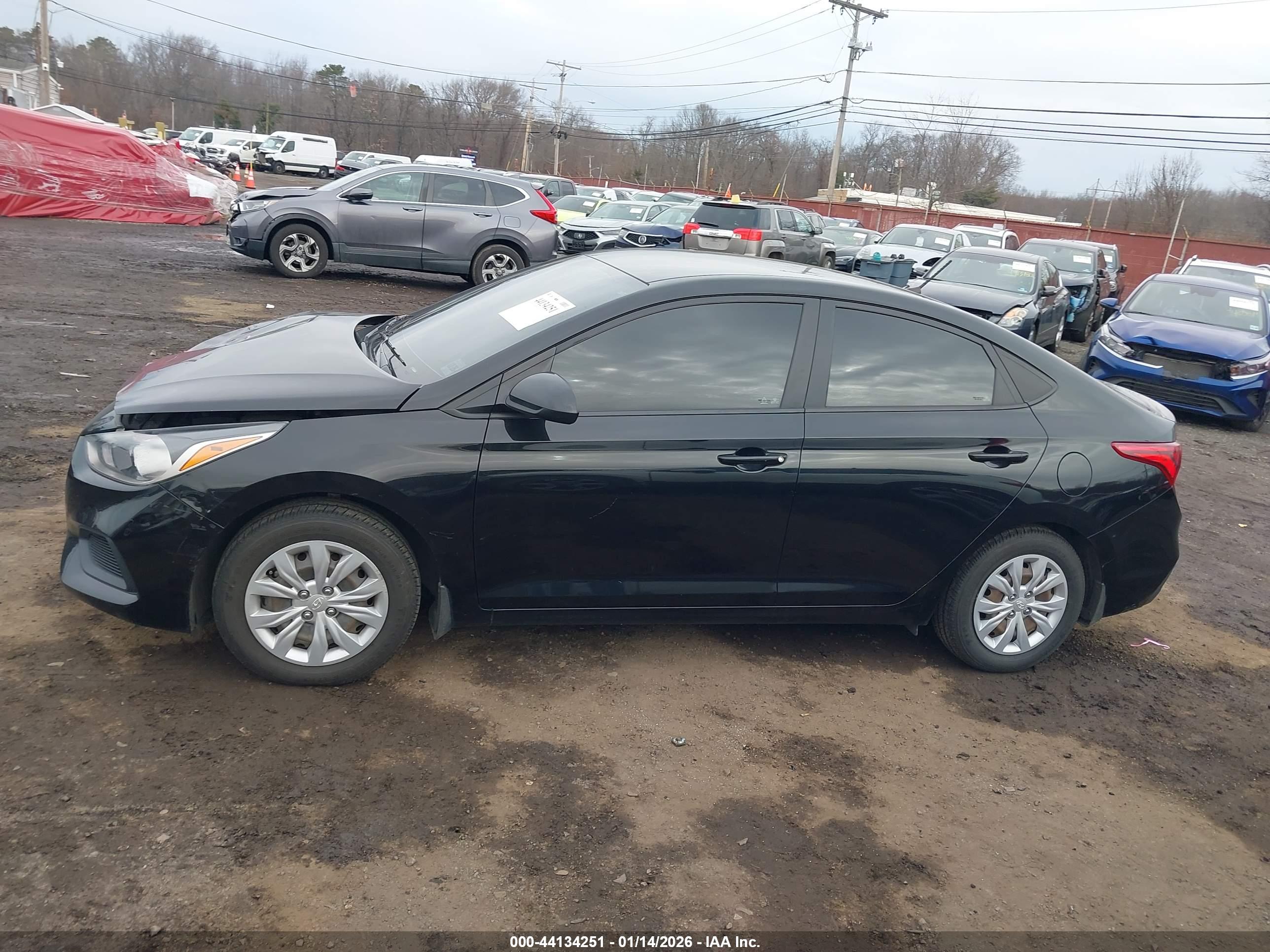 2022 HYUNDAI ACCENT SE
