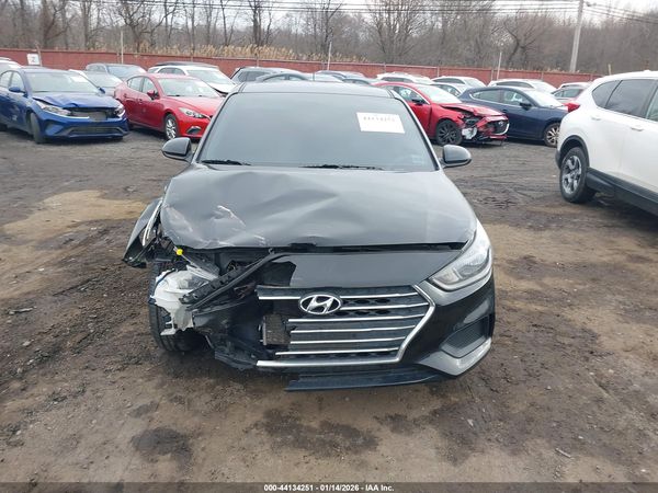 2022 HYUNDAI ACCENT SE