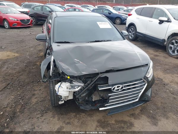 2022 HYUNDAI ACCENT SE