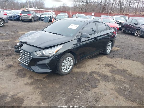 2022 HYUNDAI ACCENT SE