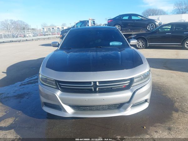 2015 DODGE CHARGER SE