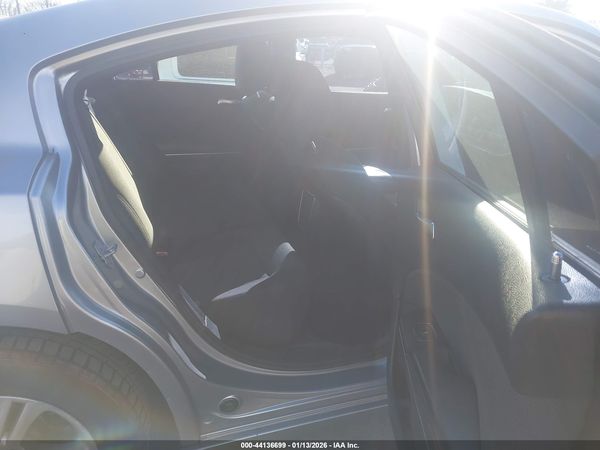 2015 DODGE CHARGER SE