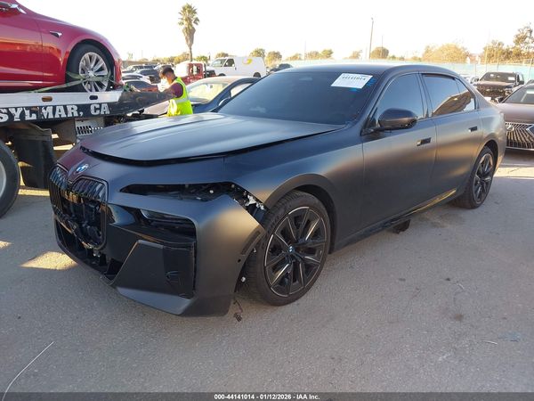 2025 BMW 740I