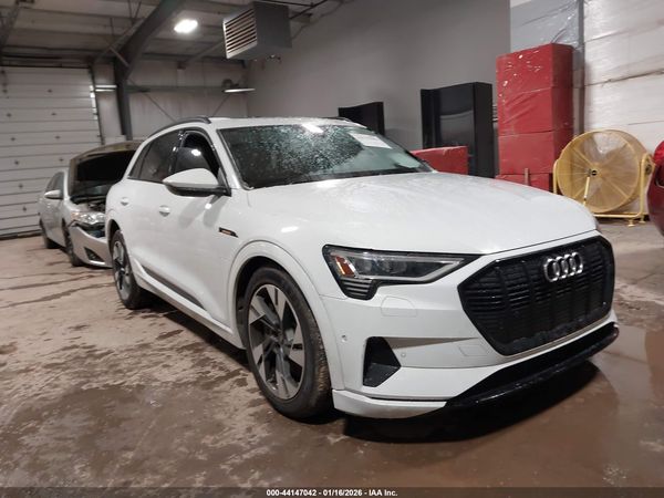 2021 AUDI E-TRON PREMIUM QUATTRO