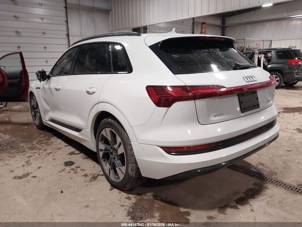 2021 AUDI E-TRON PREMIUM QUATTRO