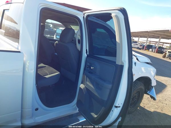2018 RAM 1500 BIG HORN  4X4 6'4 BOX