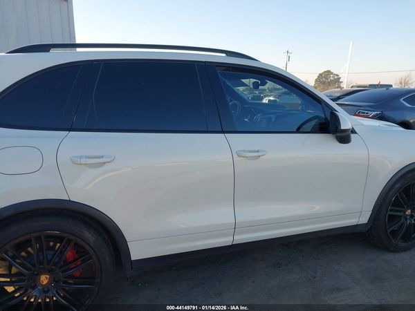 2012 PORSCHE CAYENNE TURBO