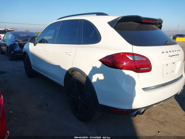 2012 PORSCHE CAYENNE TURBO