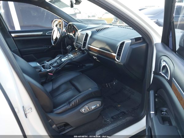 2012 PORSCHE CAYENNE TURBO