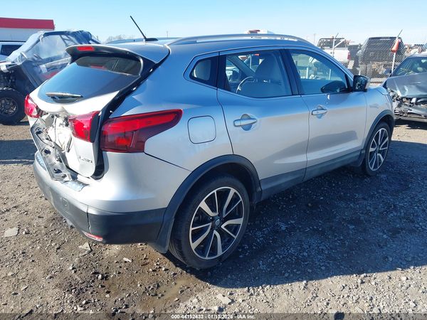 2018 NISSAN ROGUE SPORT SL