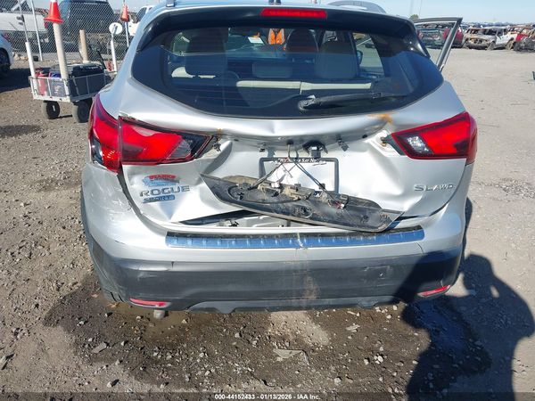 2018 NISSAN ROGUE SPORT SL