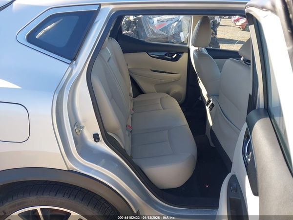 2018 NISSAN ROGUE SPORT SL