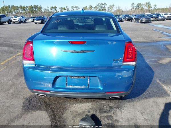 2022 CHRYSLER 300 TOURING L
