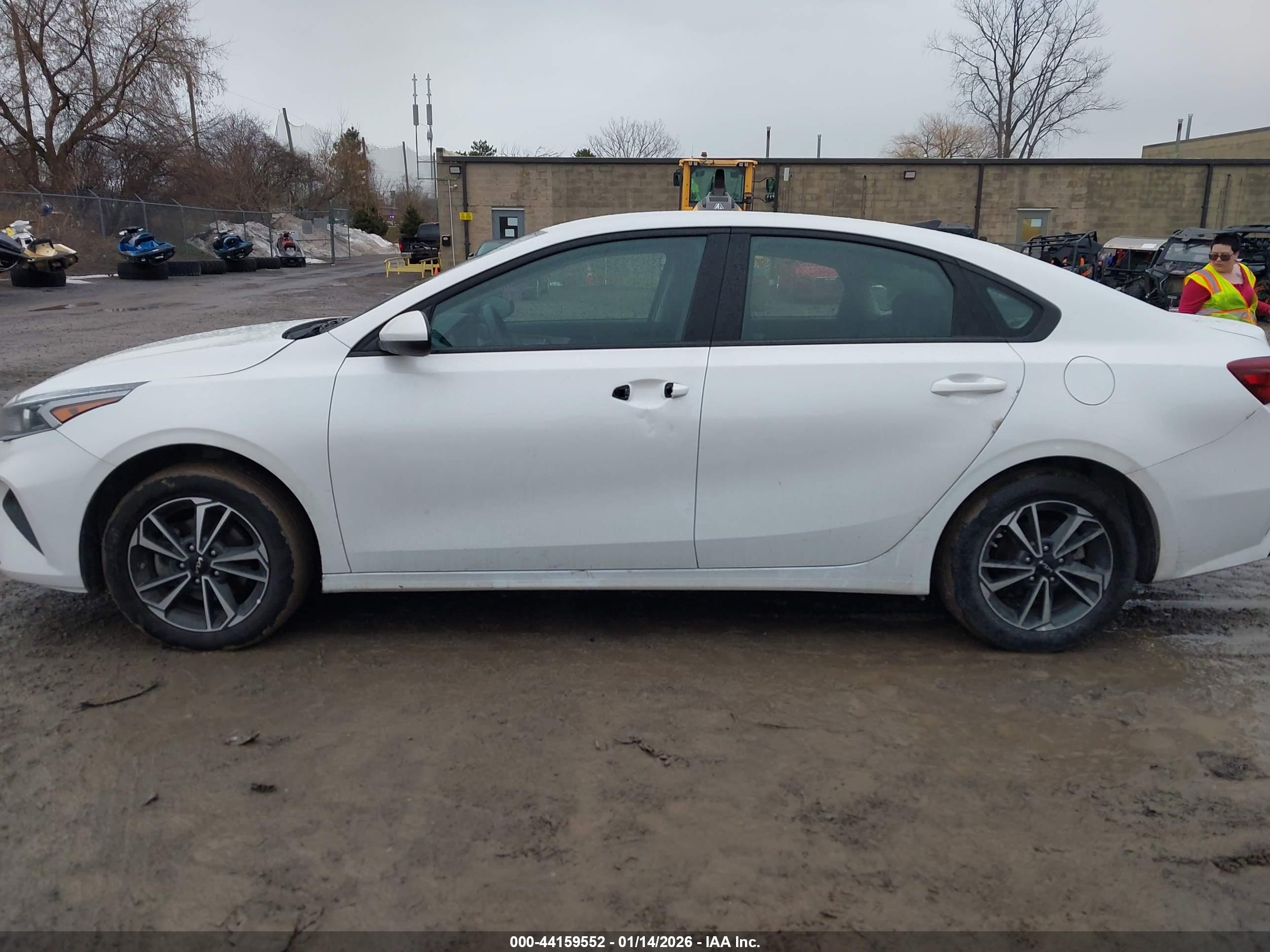 2024 KIA FORTE LXS