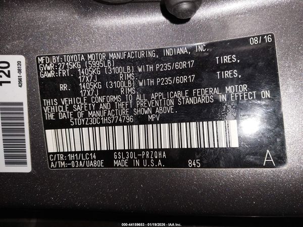 2017 TOYOTA SIENNA XLE 8 PASSENGER