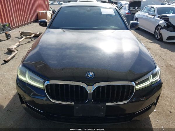2022 BMW 530E