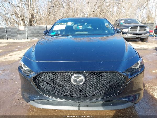 2019 MAZDA 3 PREFERRED