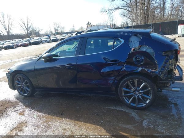 2019 MAZDA 3 PREFERRED