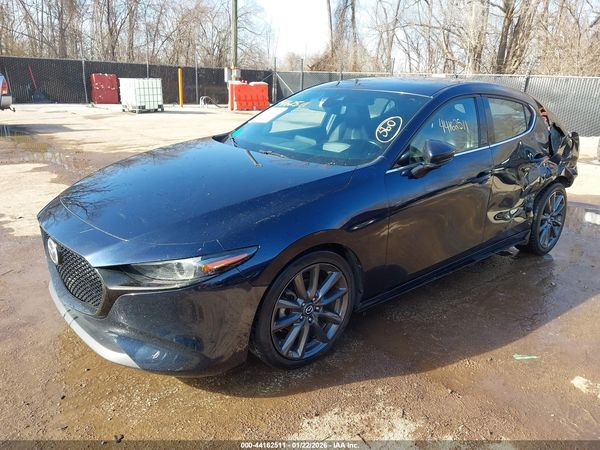 2019 MAZDA 3 PREFERRED