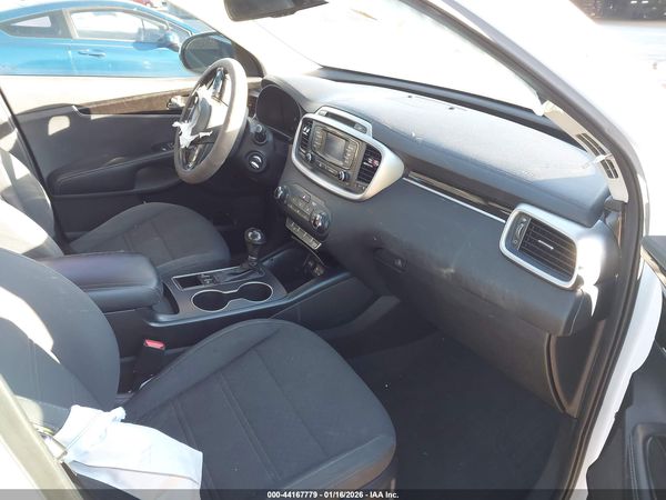 2016 KIA SORENTO 2.4L LX