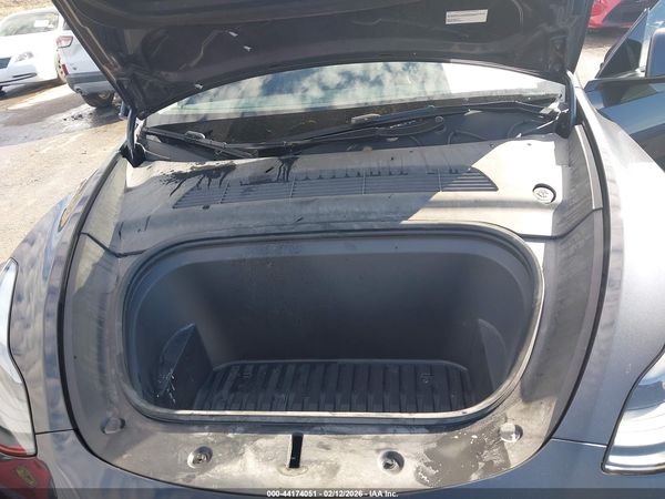2024 TESLA MODEL Y RWD