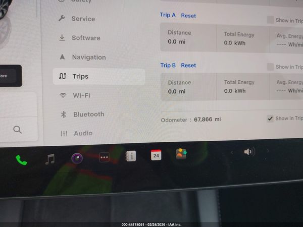2024 TESLA MODEL Y RWD
