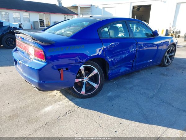 2013 DODGE CHARGER ROAD/TRACK