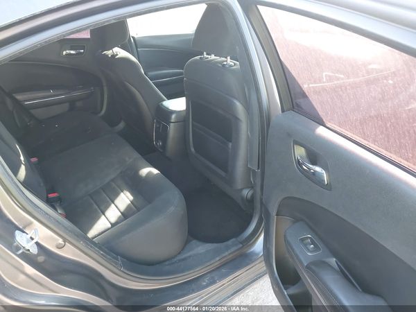 2013 DODGE CHARGER SE