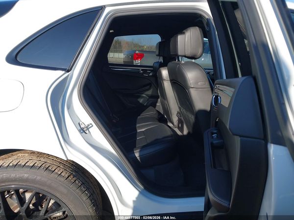 2018 PORSCHE MACAN S