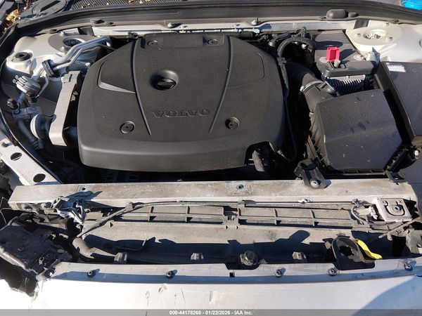 2018 VOLVO S90 T5 MOMENTUM