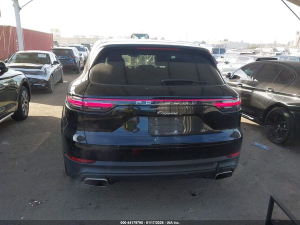2019 PORSCHE CAYENNE