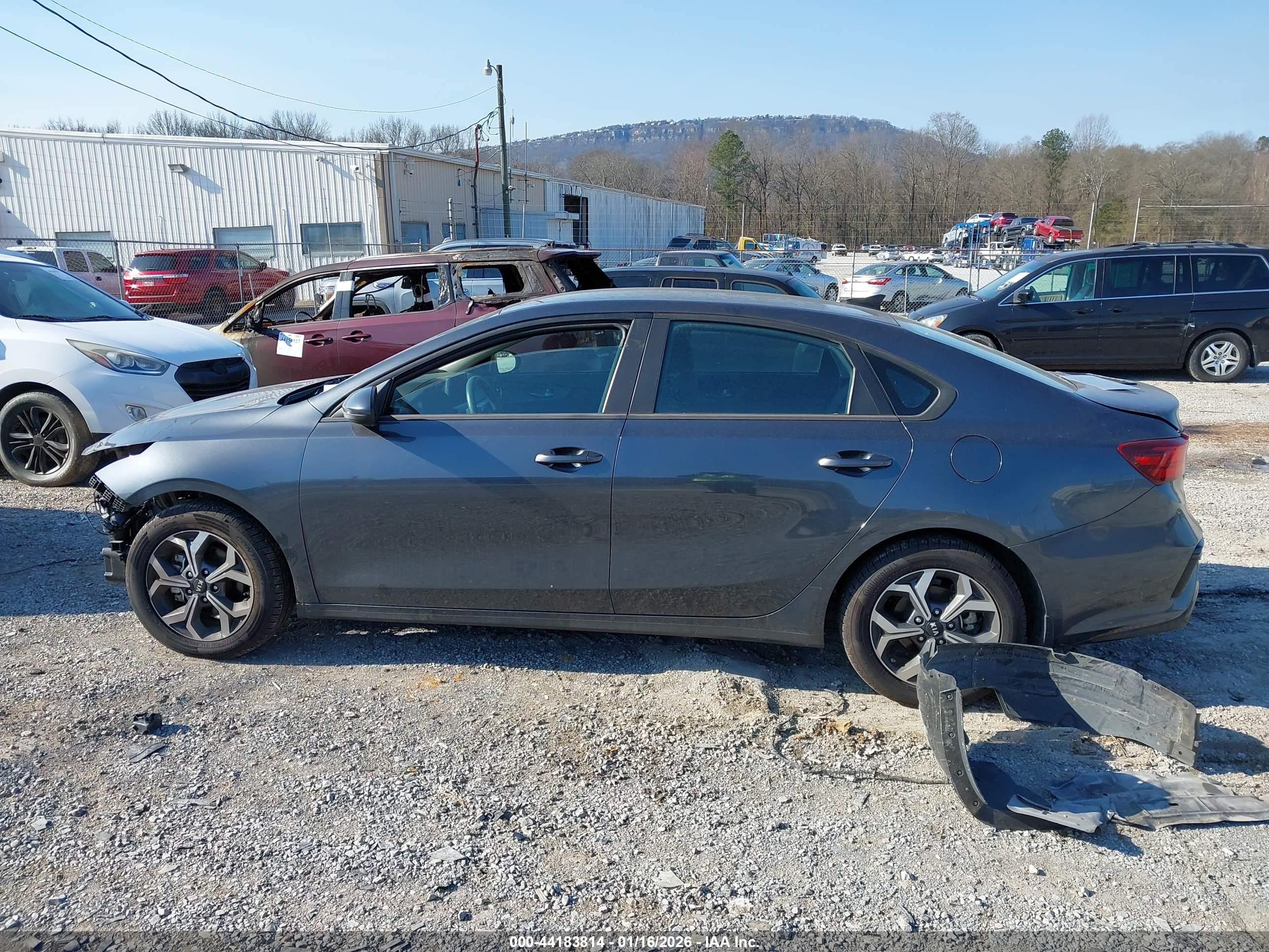 2021 KIA FORTE LXS
