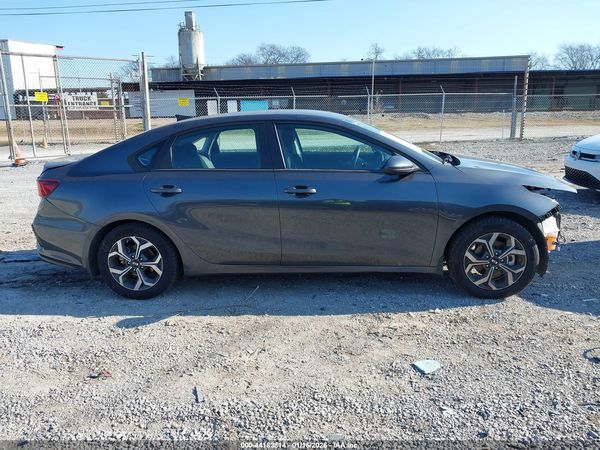 2021 KIA FORTE LXS