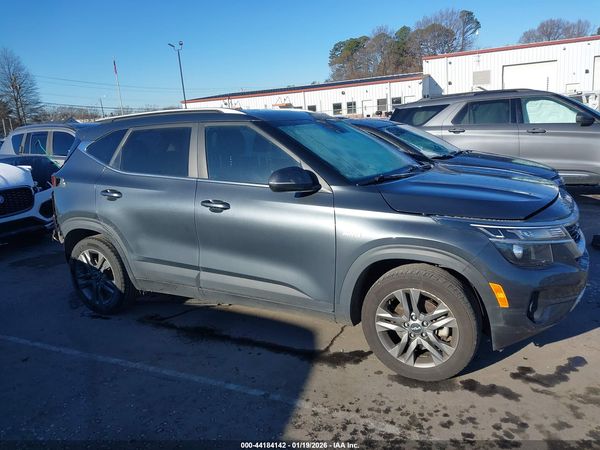 2023 KIA SELTOS S