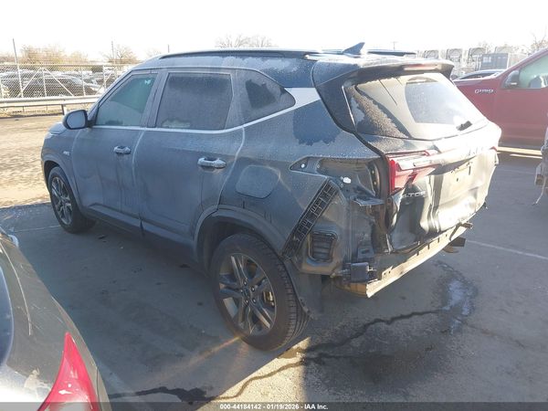 2023 KIA SELTOS S