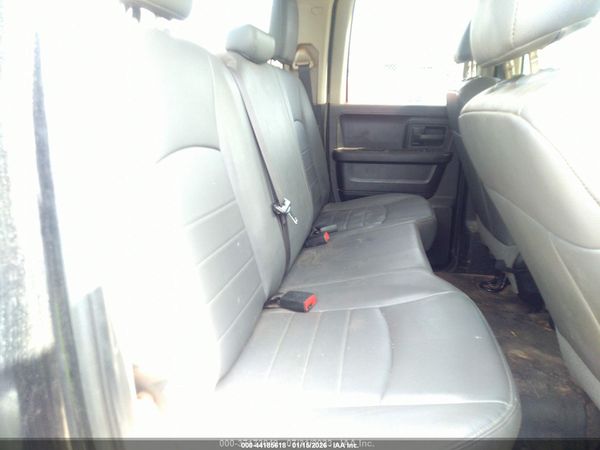 2019 RAM 1500 CLASSIC TRADESMAN  4X2 6'4 BOX