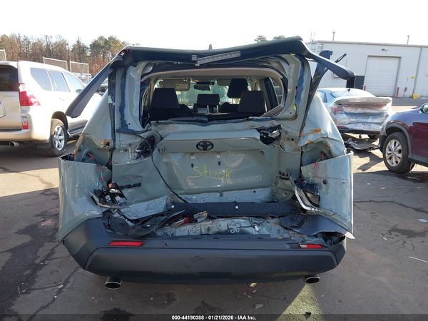2019 TOYOTA RAV4 XLE