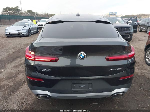 2023 BMW X4 XDRIVE30I