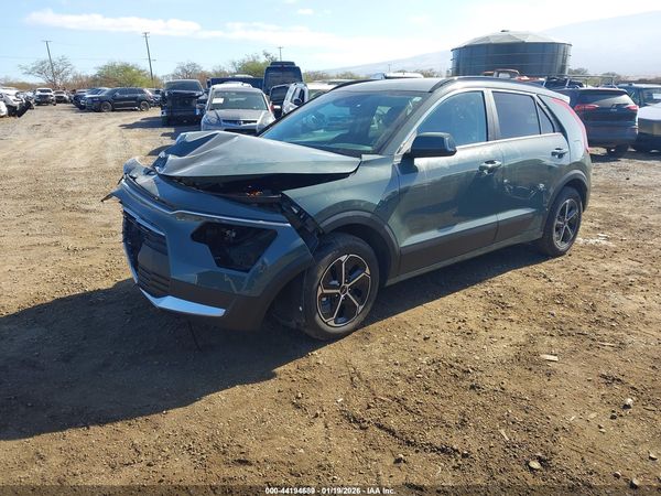 2024 KIA NIRO EX