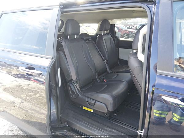2024 KIA CARNIVAL MPV LX SEAT PACKAGE